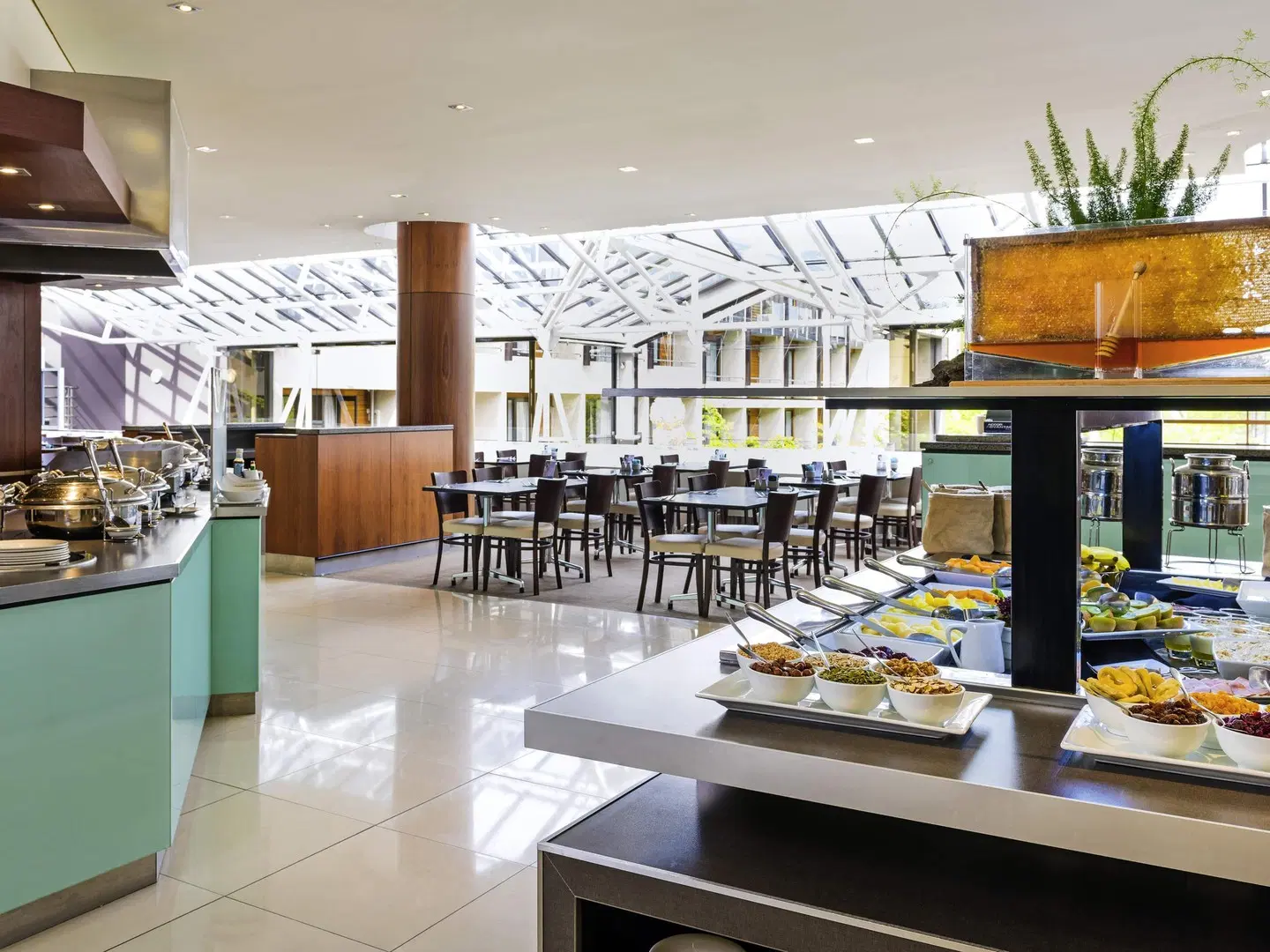 Novotel Queenstown Lakeside Hotel Restaurant