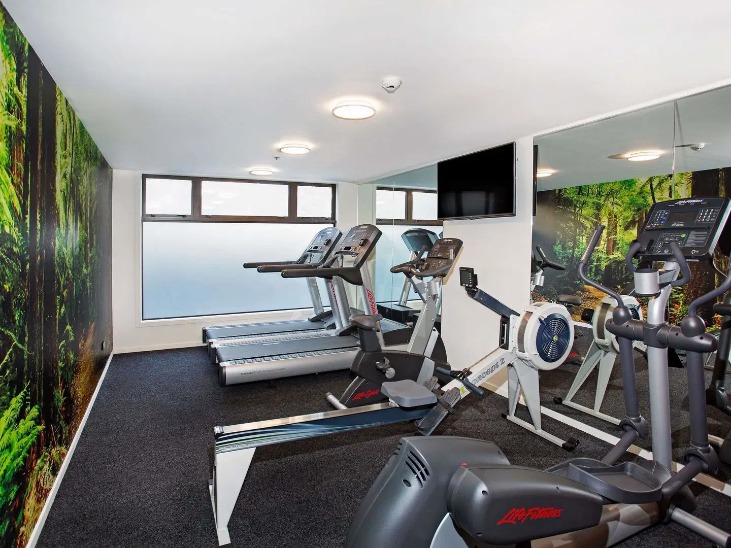 Novotel Queenstown Lakeside Hotel SPORTS_AND_LEISURE