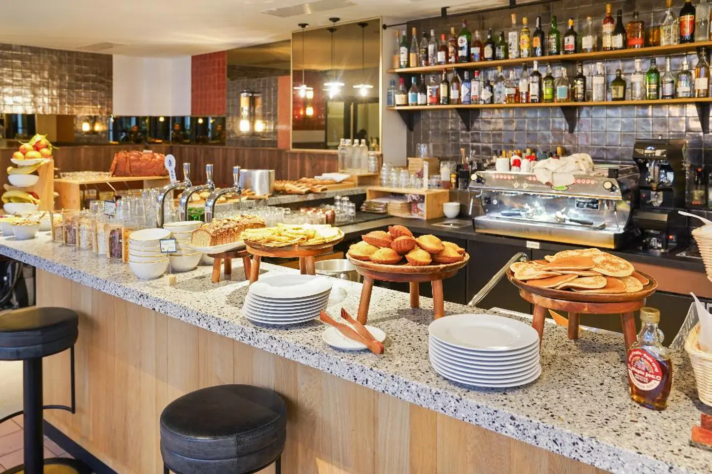 LE GRAND QUARTIER Bar