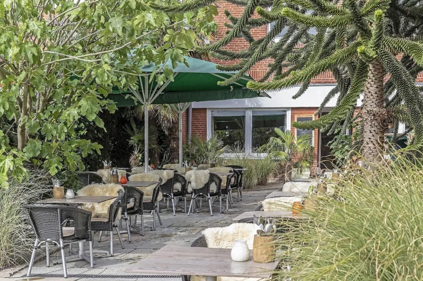 Beach Hotel California Restaurant
