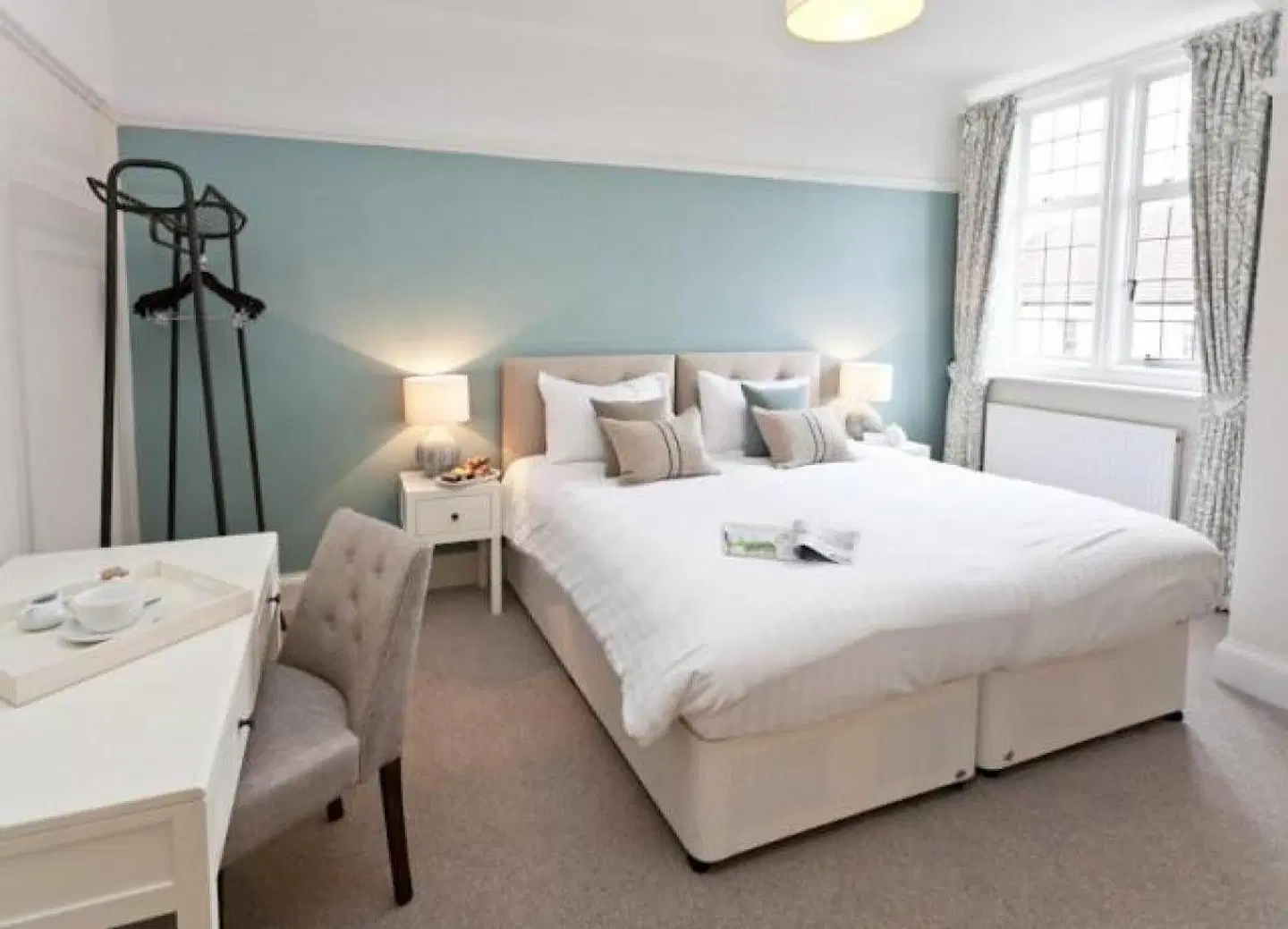 The Bath Arms Hotel ROOM_EXAMPLE