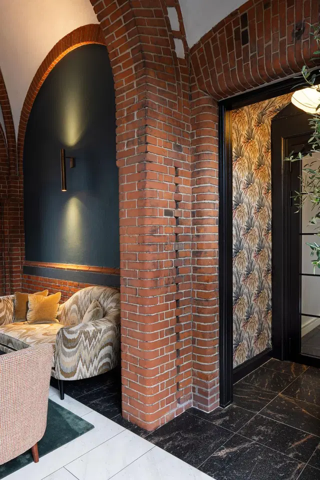 Hypernym Luxury Apartments HEALTH_BEAUTY