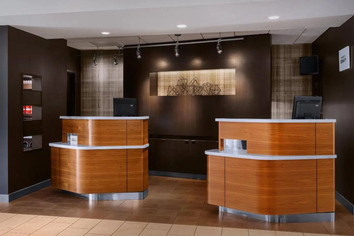 Courtyard by Marriott Fishkill LOUNGE_LOBBY