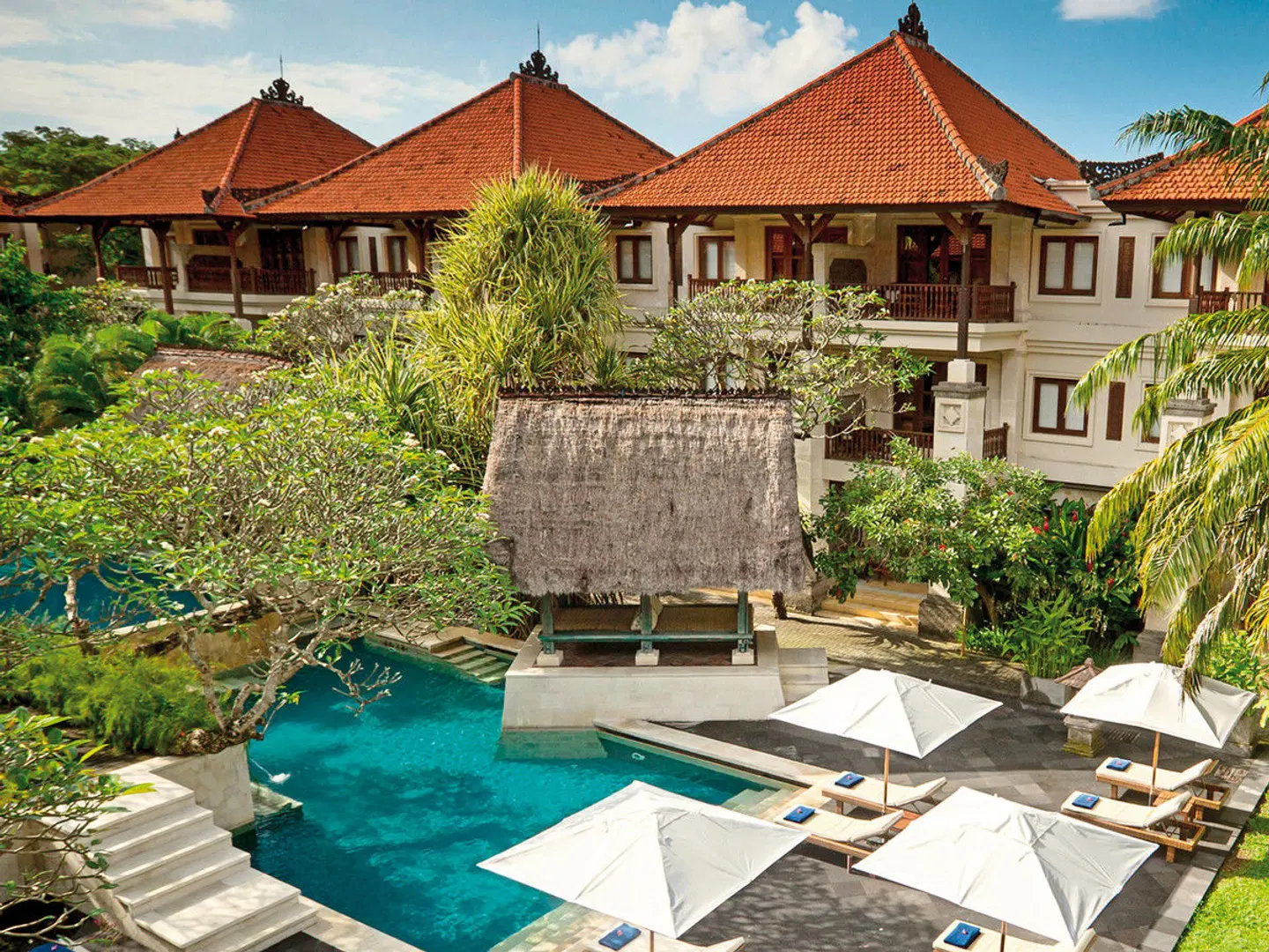 Puri Santrian OUTDOOR_POOL