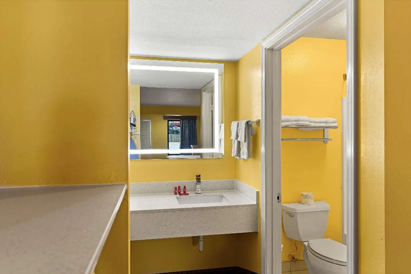 SureStay by Best Western Gulfport Badezimmer