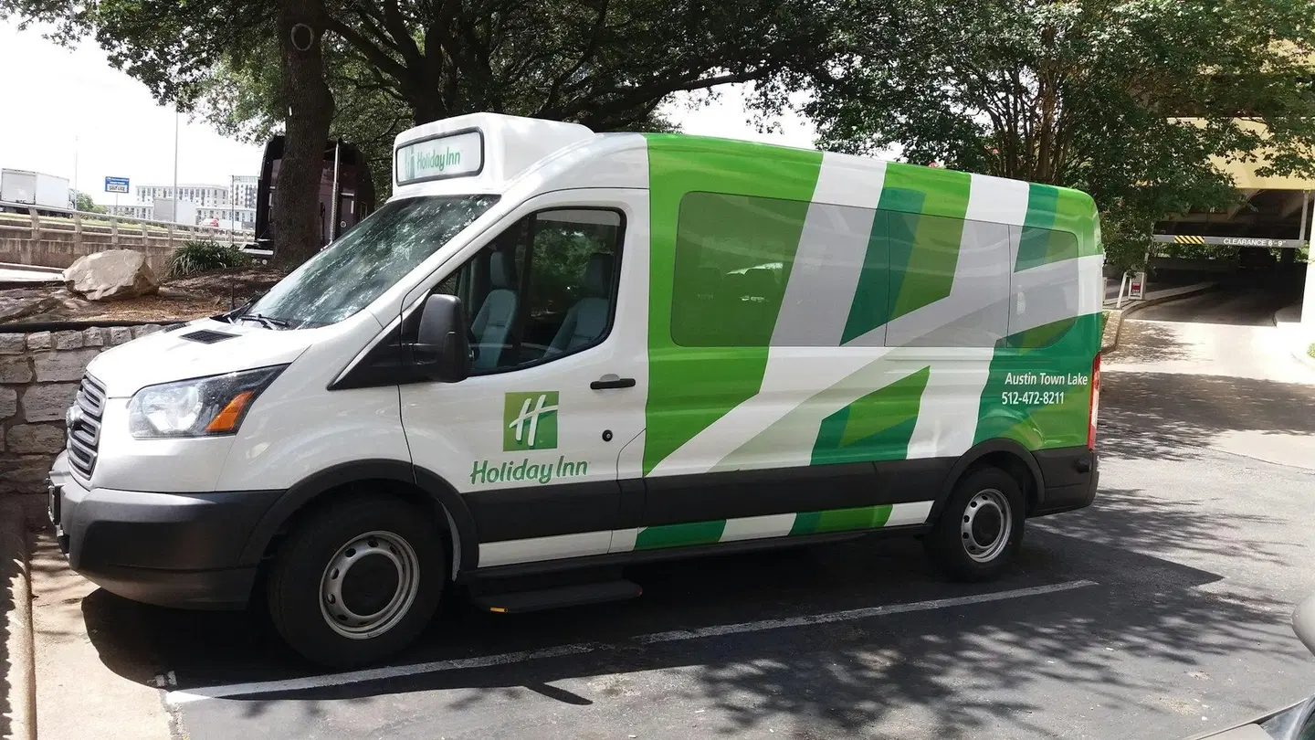 Holiday Inn Austin -Town Lake by IHG SPORTS_AND_LEISURE