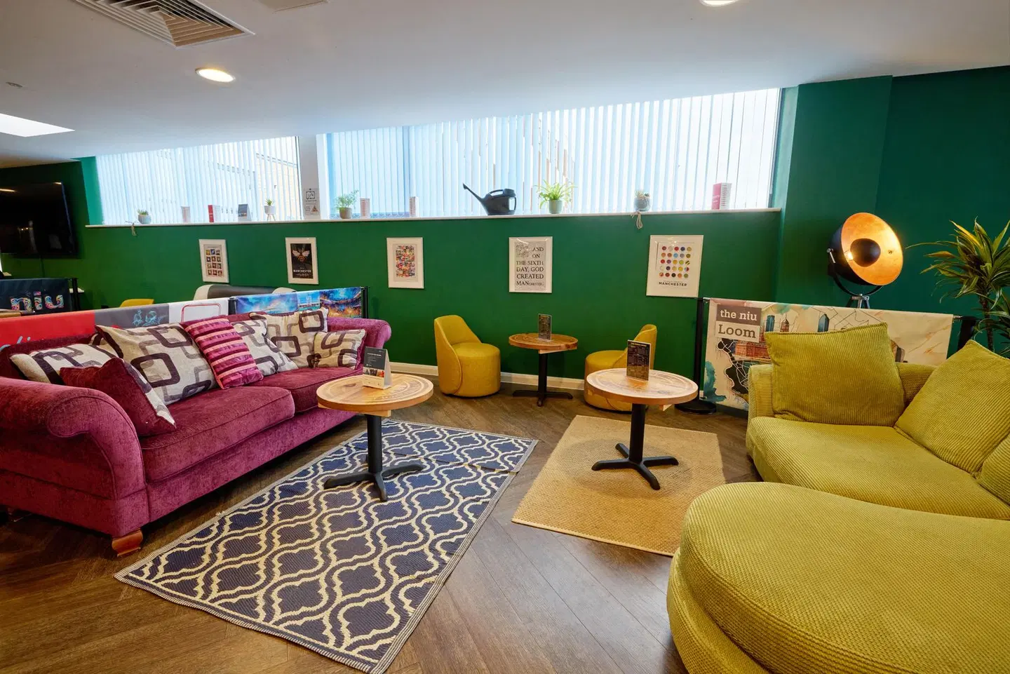 Holiday Inn - the niu, Loom Manchester North by IHG LOUNGE_LOBBY