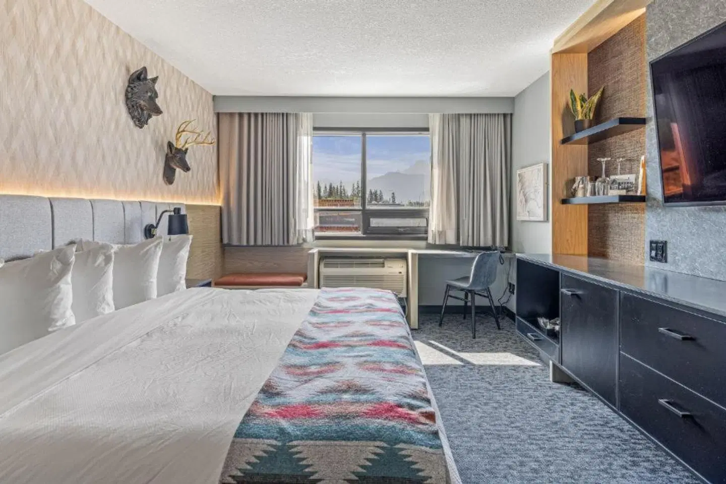 Everwild Canmore ROOM_EXAMPLE