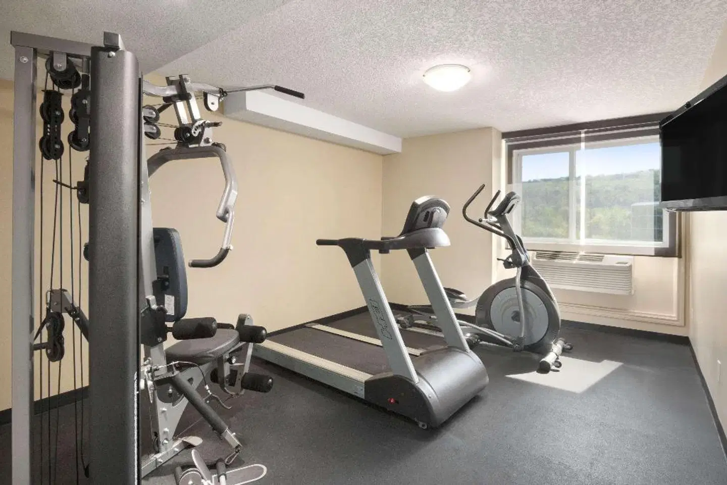 Days Inn Calgary Northwest SPORTS_AND_LEISURE