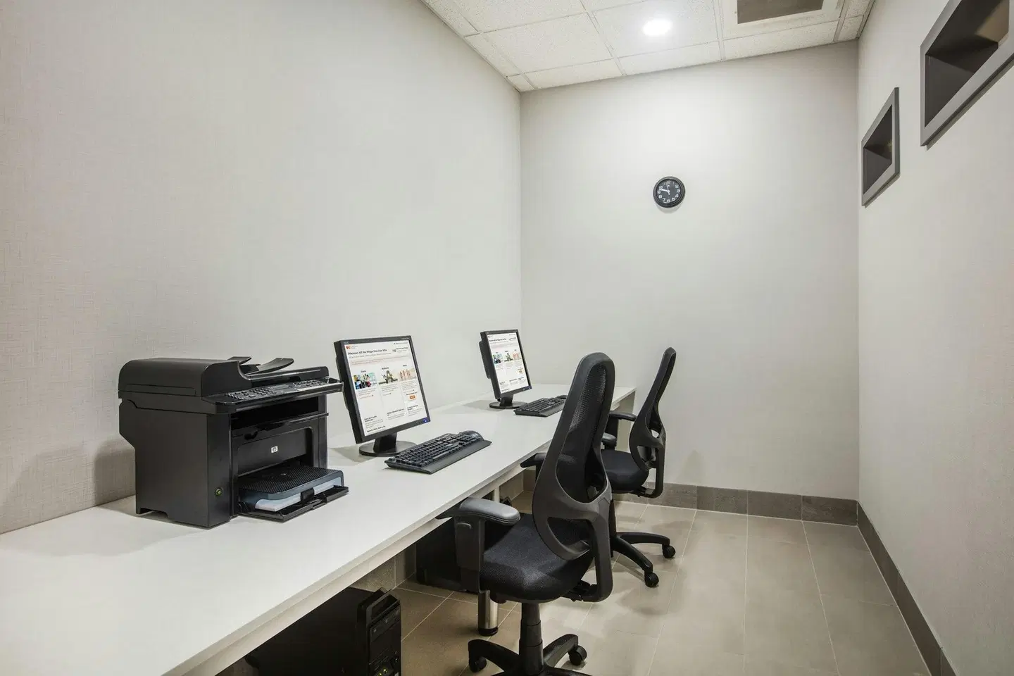 Holiday Inn & Suites Grande Prairie-Conference Ctr by IHG SPORTS_AND_LEISURE