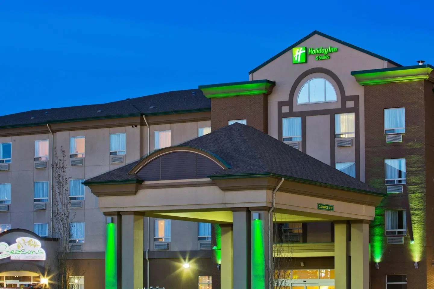 Holiday Inn & Suites Grande Prairie-Conference Ctr by IHG EXTERIOR
