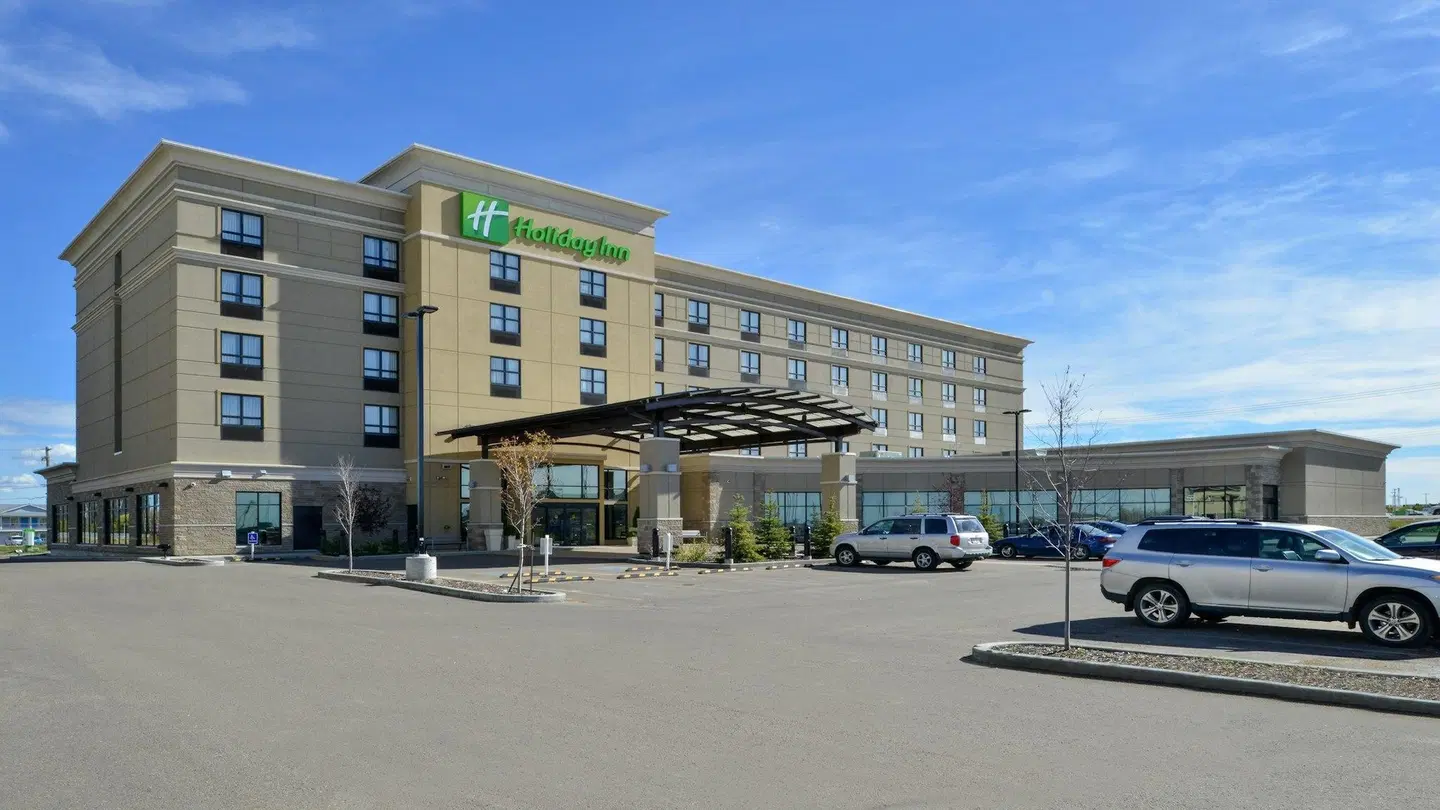 Holiday Inn Express & Suites Edmonton-International Airport by IHG EXTERIOR