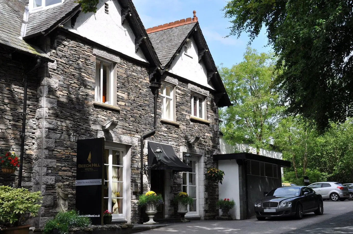 Beech Hill Hotel EXTERIOR