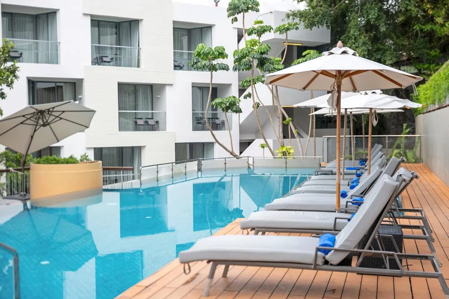 Andaman Beach Hotel Phuket - Handwritten Collection OUTDOOR_POOL