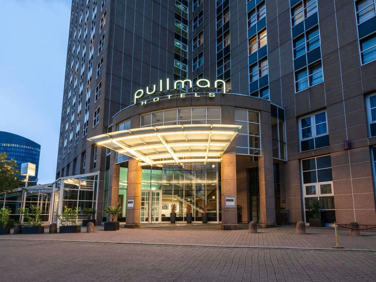 Pullman Stuttgart Fontana EXTERIOR