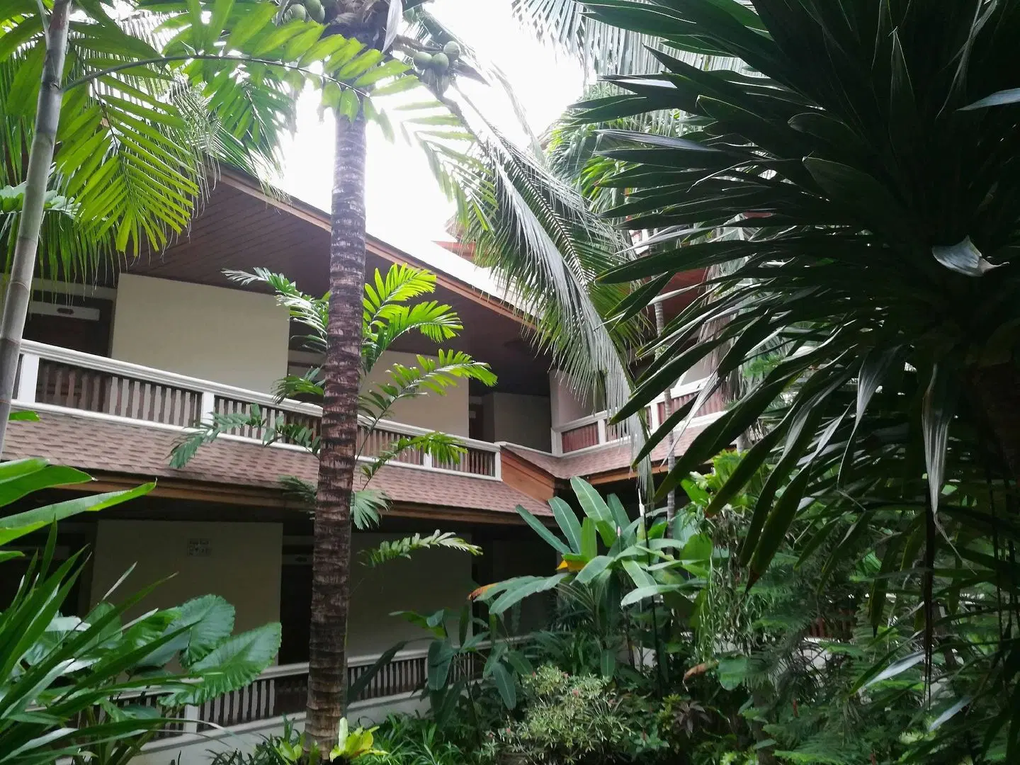 Thai House Beach Resort EXTERIOR