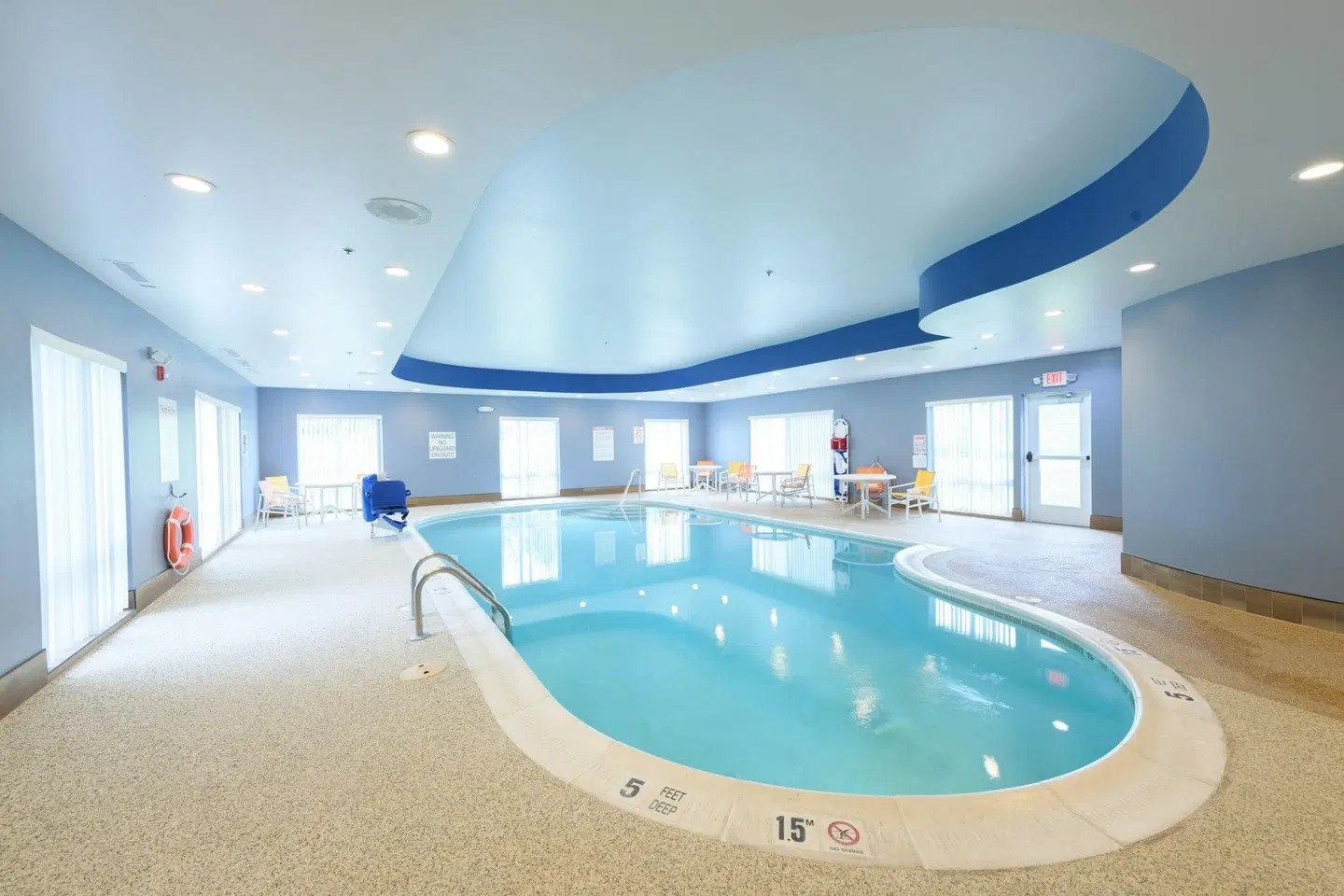 Holiday Inn Express & Suites Jamestown by IHG HEALTH_BEAUTY