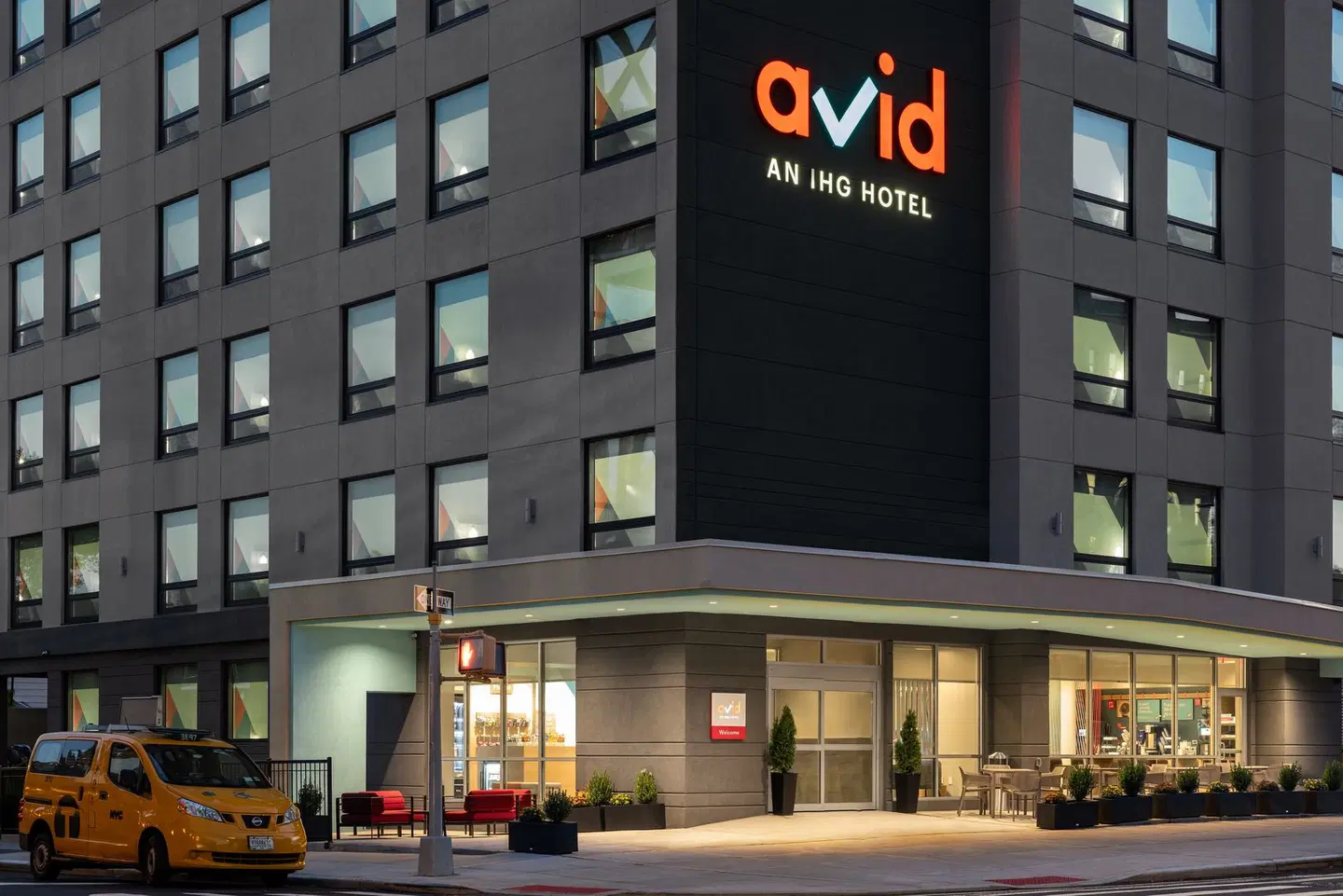 avid Hotel Brooklyn - Dyker Heights by IHG EXTERIOR
