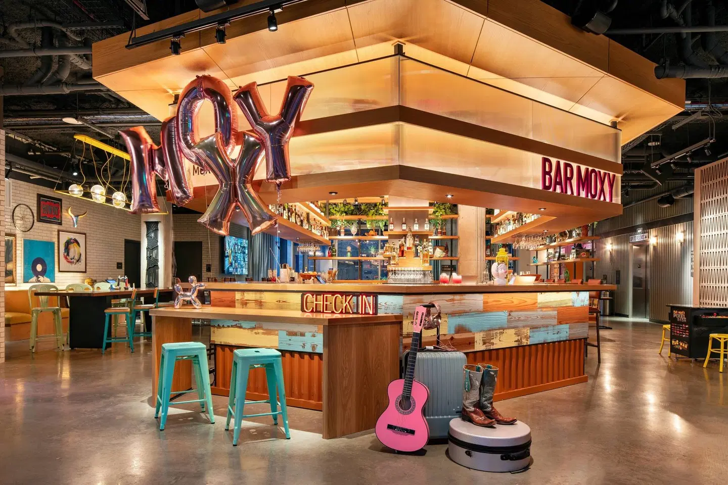 Moxy Austin - University Bar