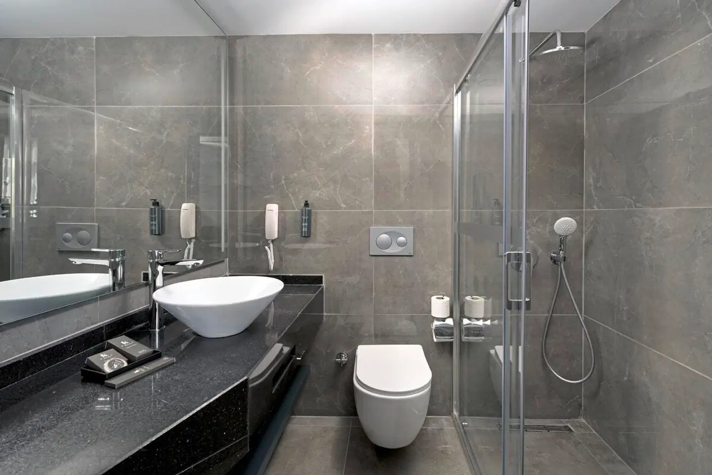 Kaila Krizantem Hotel Badezimmer
