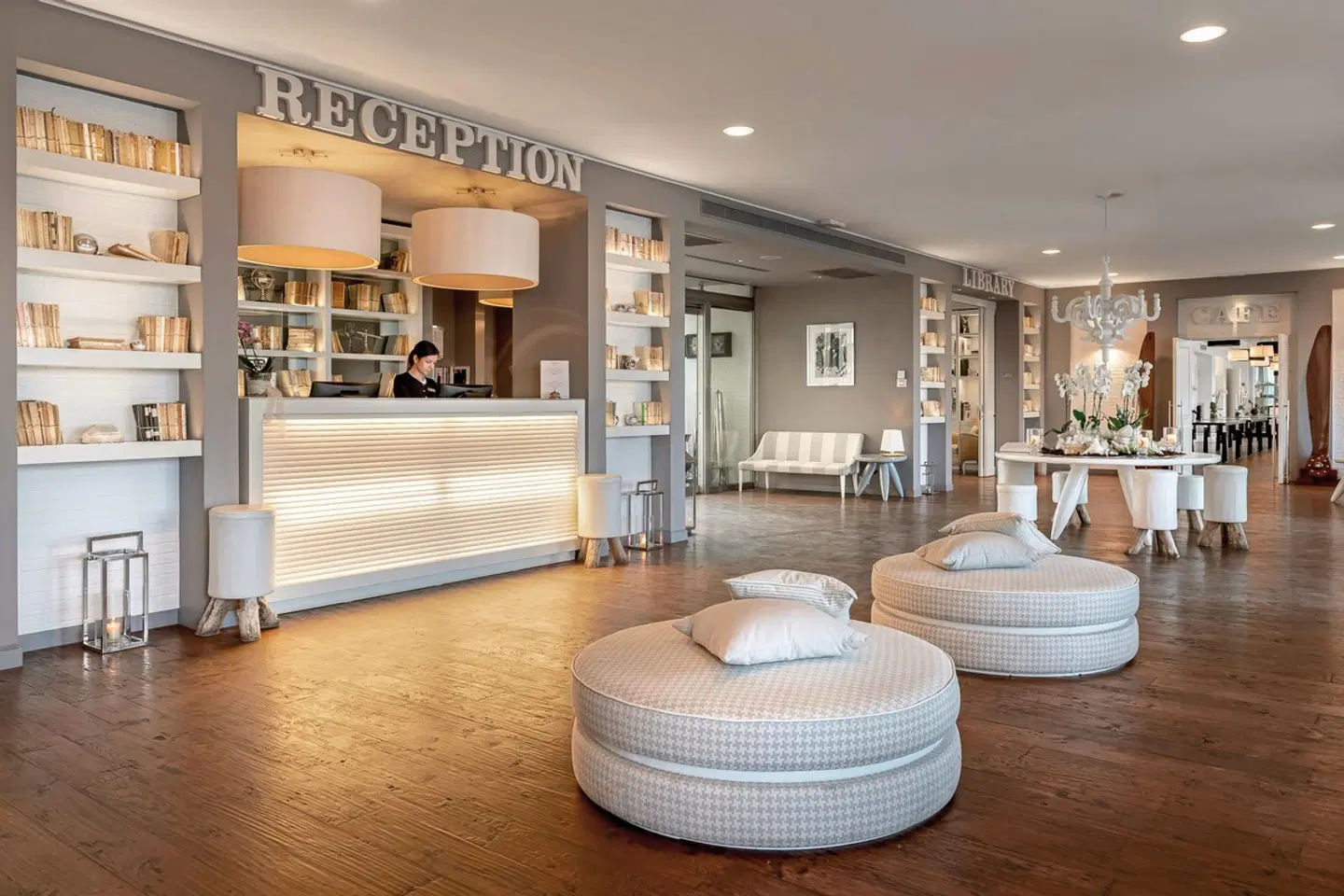 Excelsior Bar