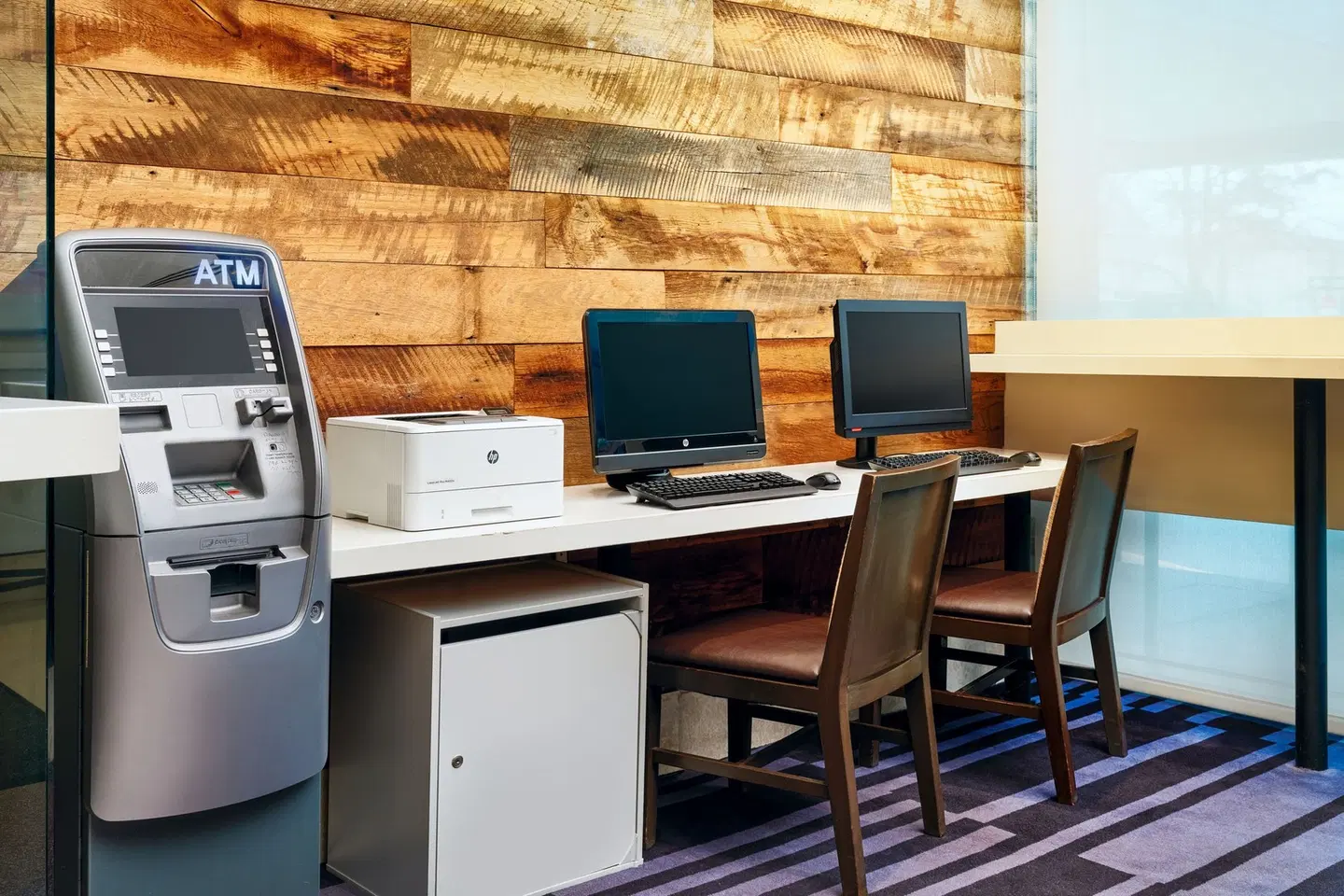 Courtyard by Marriott New York JFK Airport Restaurant