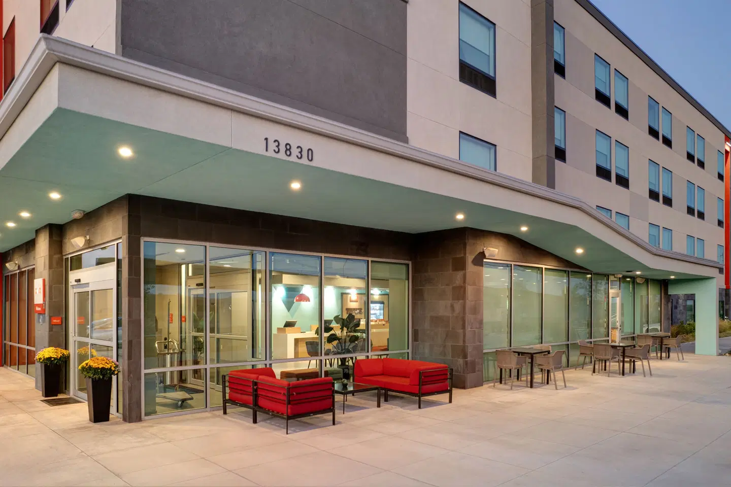 avid hotels Austin NW Lakeline by IHG EXTERIOR