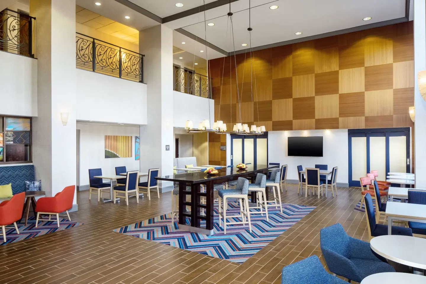 Hampton Inn Garden City Long Island SPORTS_AND_LEISURE