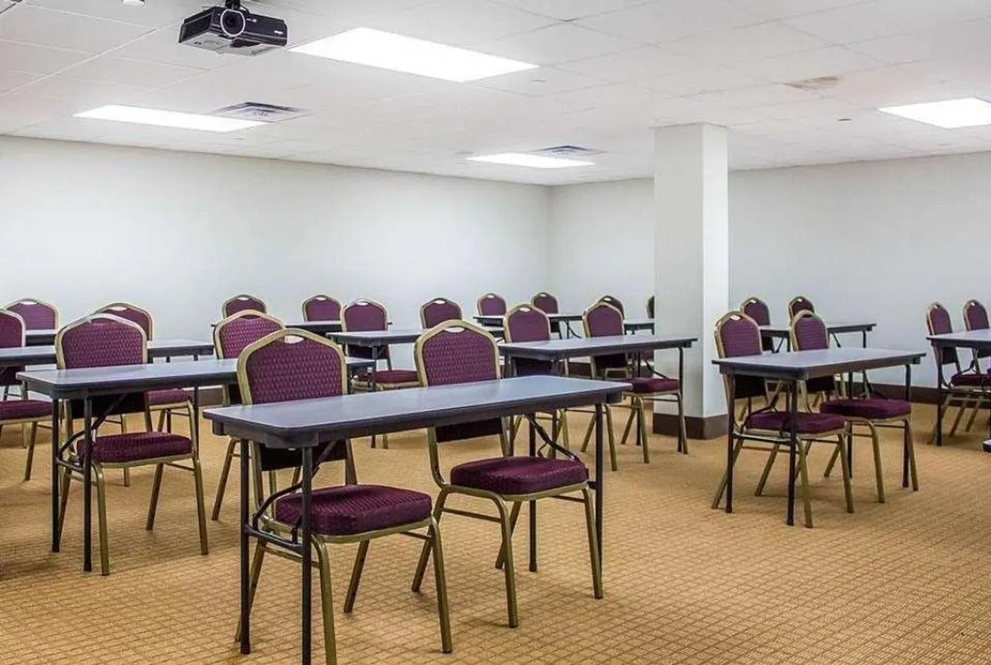 Days Inn by Wyndham Brooklyn Borough Park Konferenz