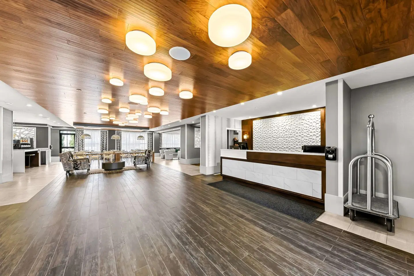 Best Western Plus Airdrie Gateway LOUNGE_LOBBY