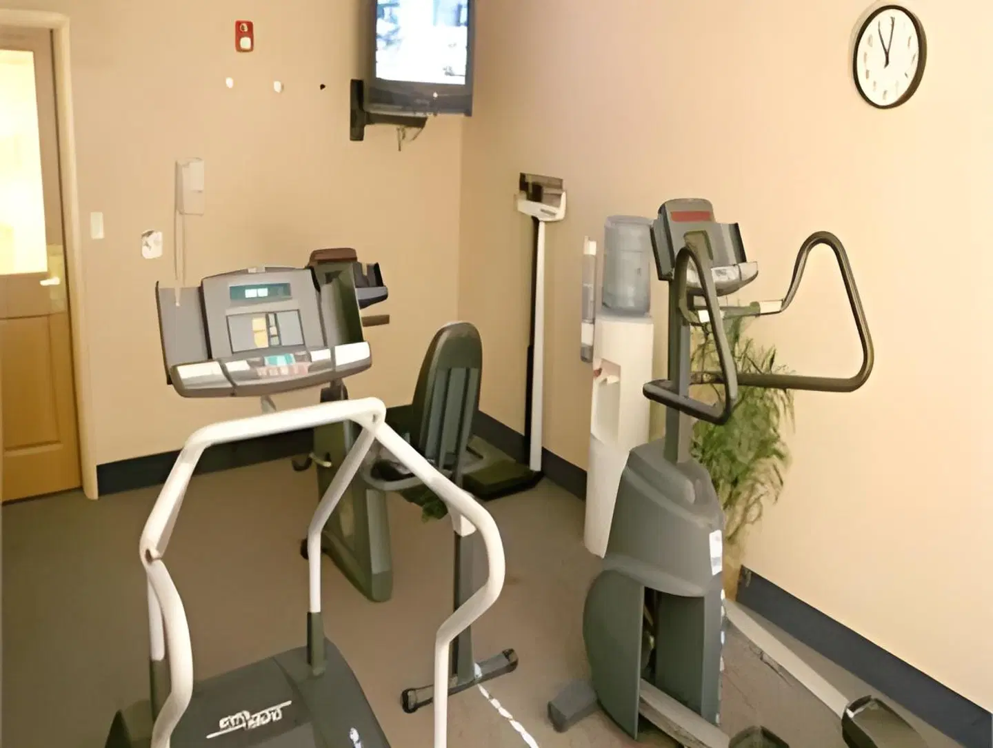 Hampton Inn Geneva SPORTS_AND_LEISURE