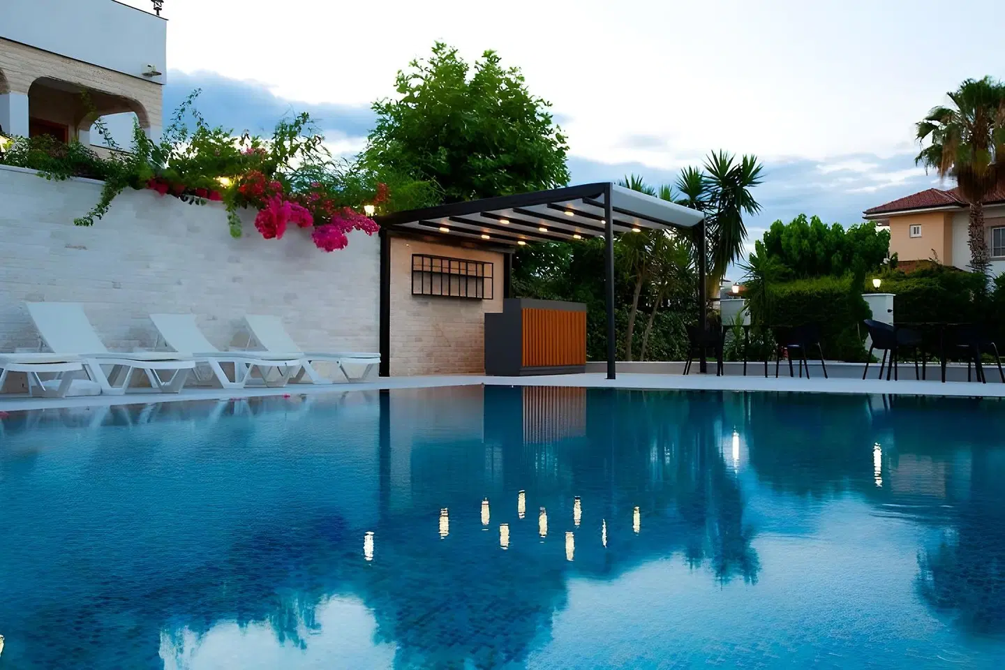 Edem Flower Hotel OUTDOOR_POOL