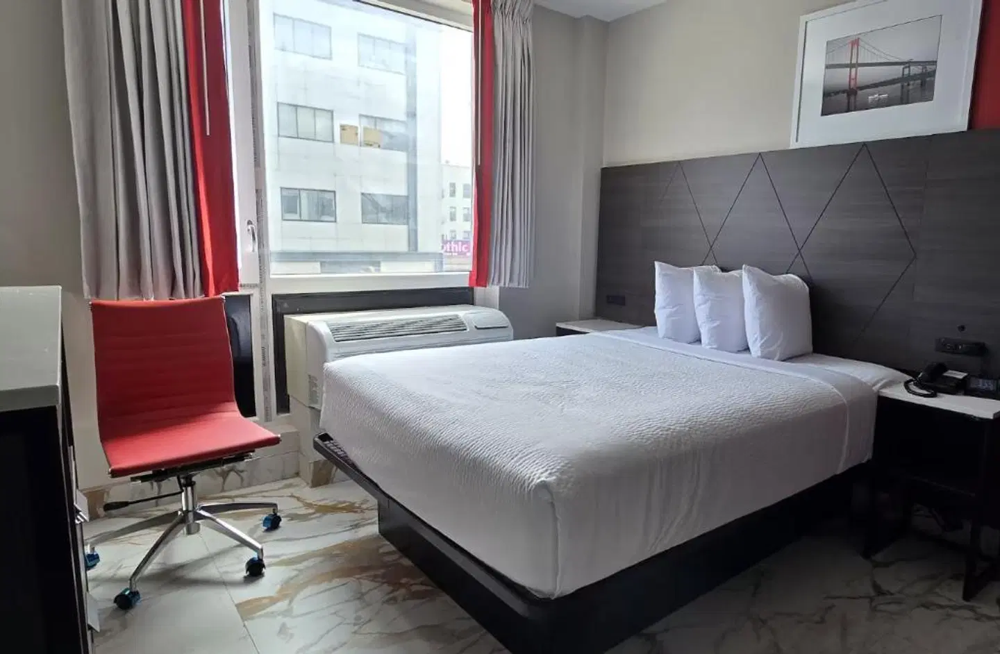 Ramada by Wyndham Brooklyn Empire Blvd ROOM_EXAMPLE