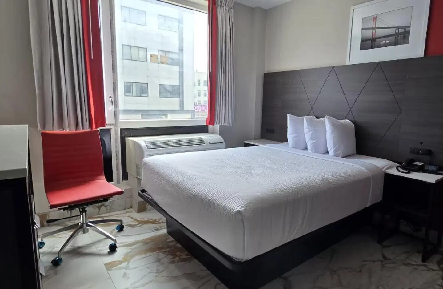 Ramada by Wyndham Brooklyn Empire Blvd ROOM_EXAMPLE
