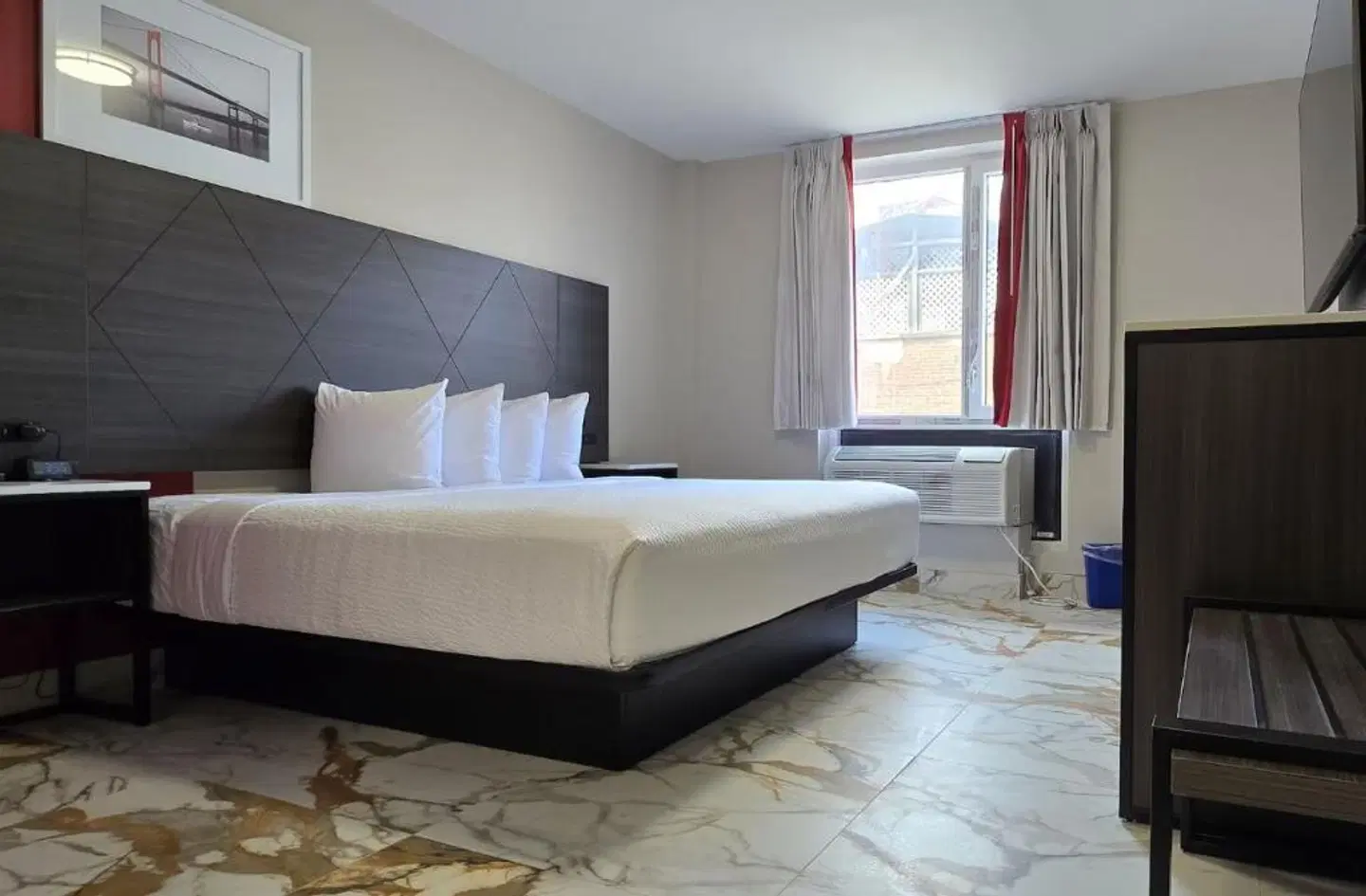 Ramada by Wyndham Brooklyn Empire Blvd ROOM_EXAMPLE