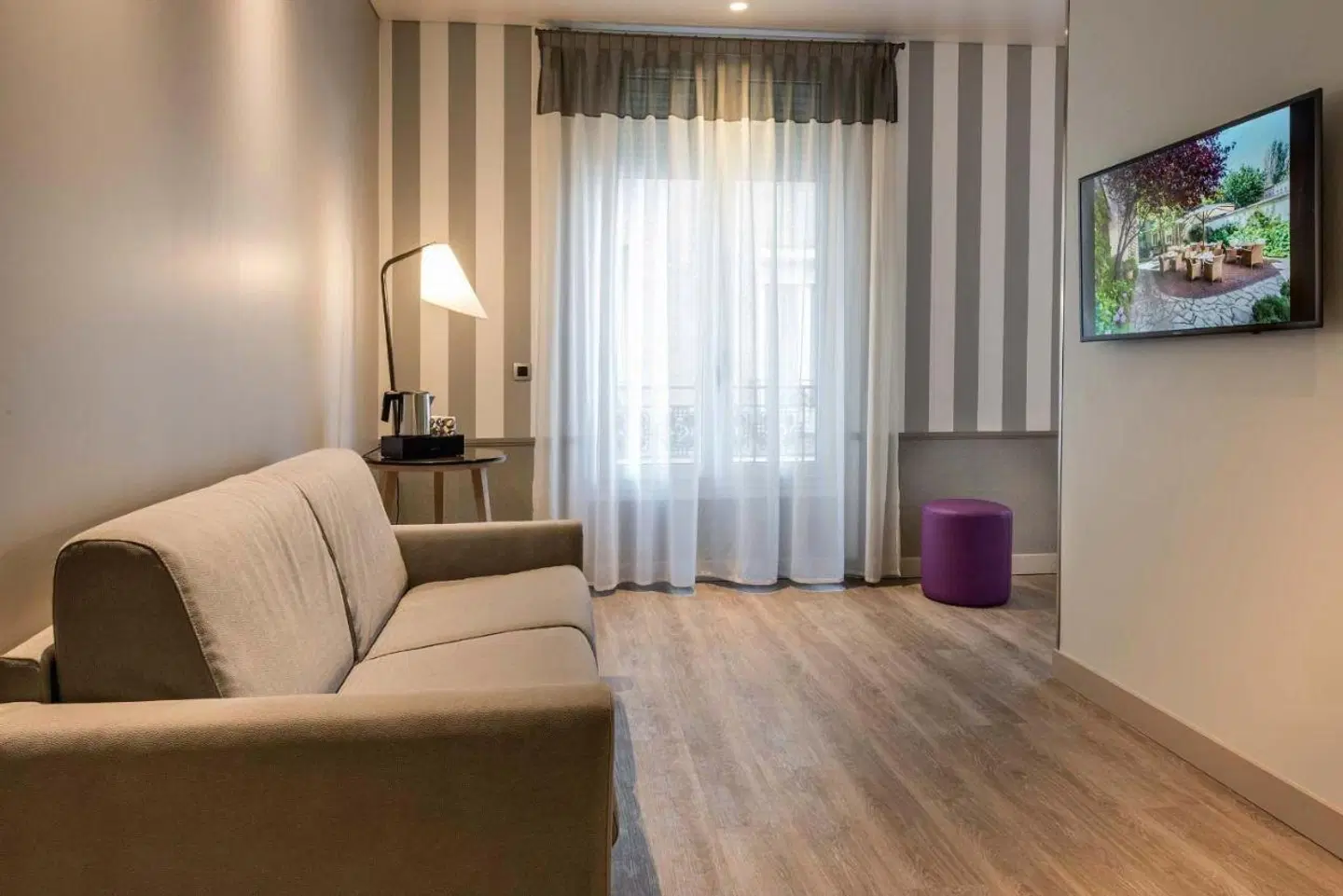 Le Magellan ROOM_EXAMPLE