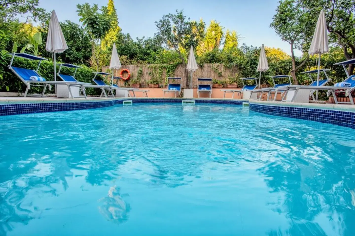 Regina OUTDOOR_POOL