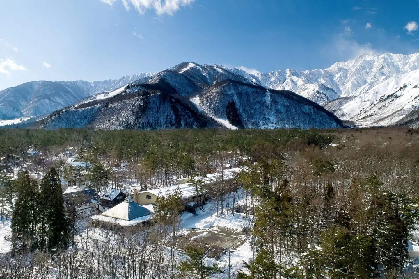 Courtyard by Marriott Hakuba EXTERIOR