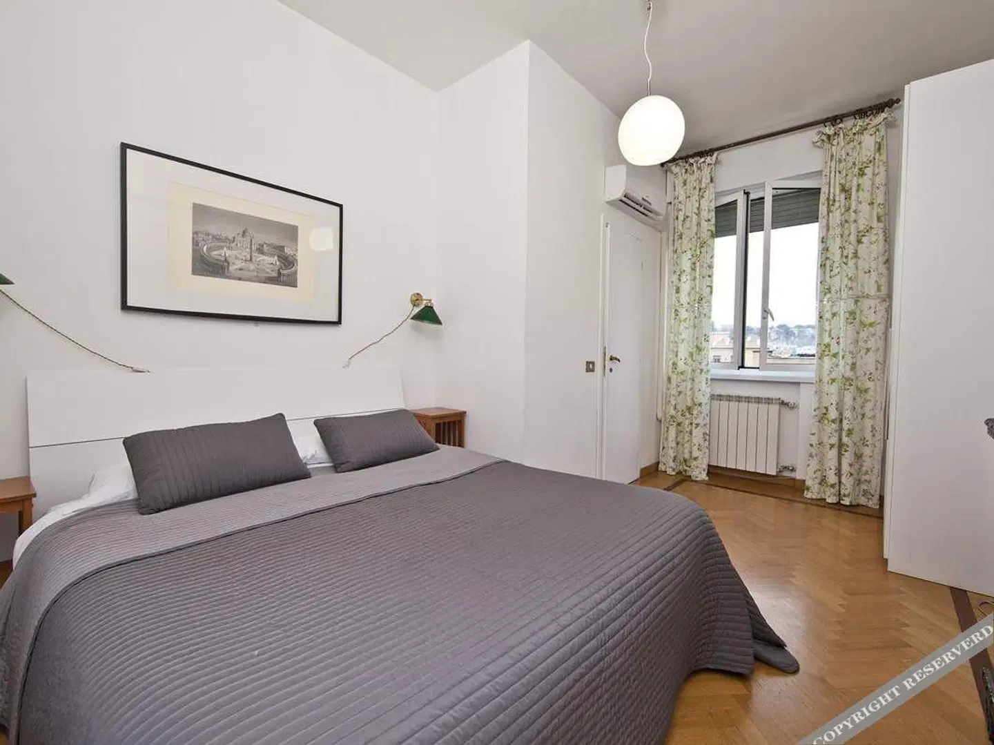 Vatican Suites Happy Holidays ROOM_EXAMPLE