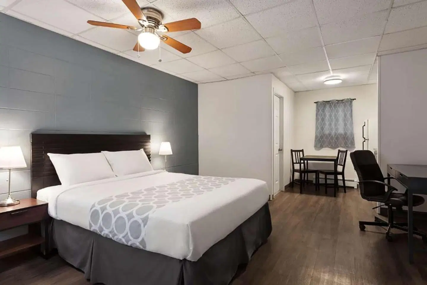 Howard Johnson by Wyndham Grande Prairie ROOM_EXAMPLE