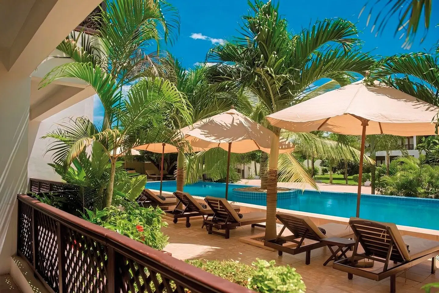 AHG Hisia Nungwi Experience Terrasse