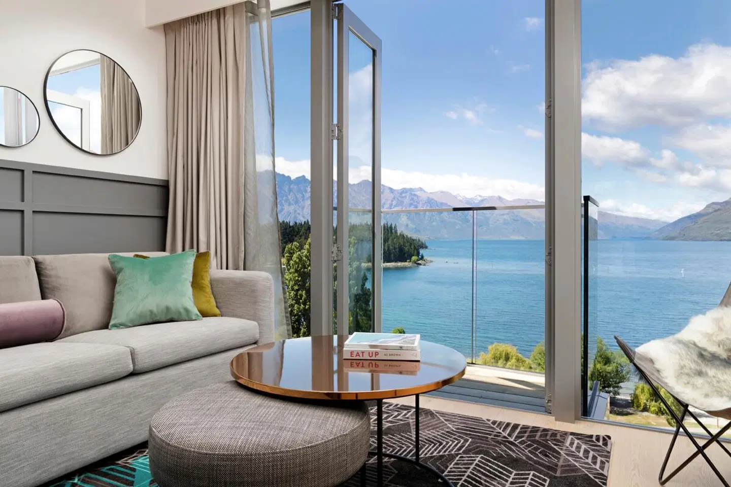 QT Queenstown ROOM_EXAMPLE