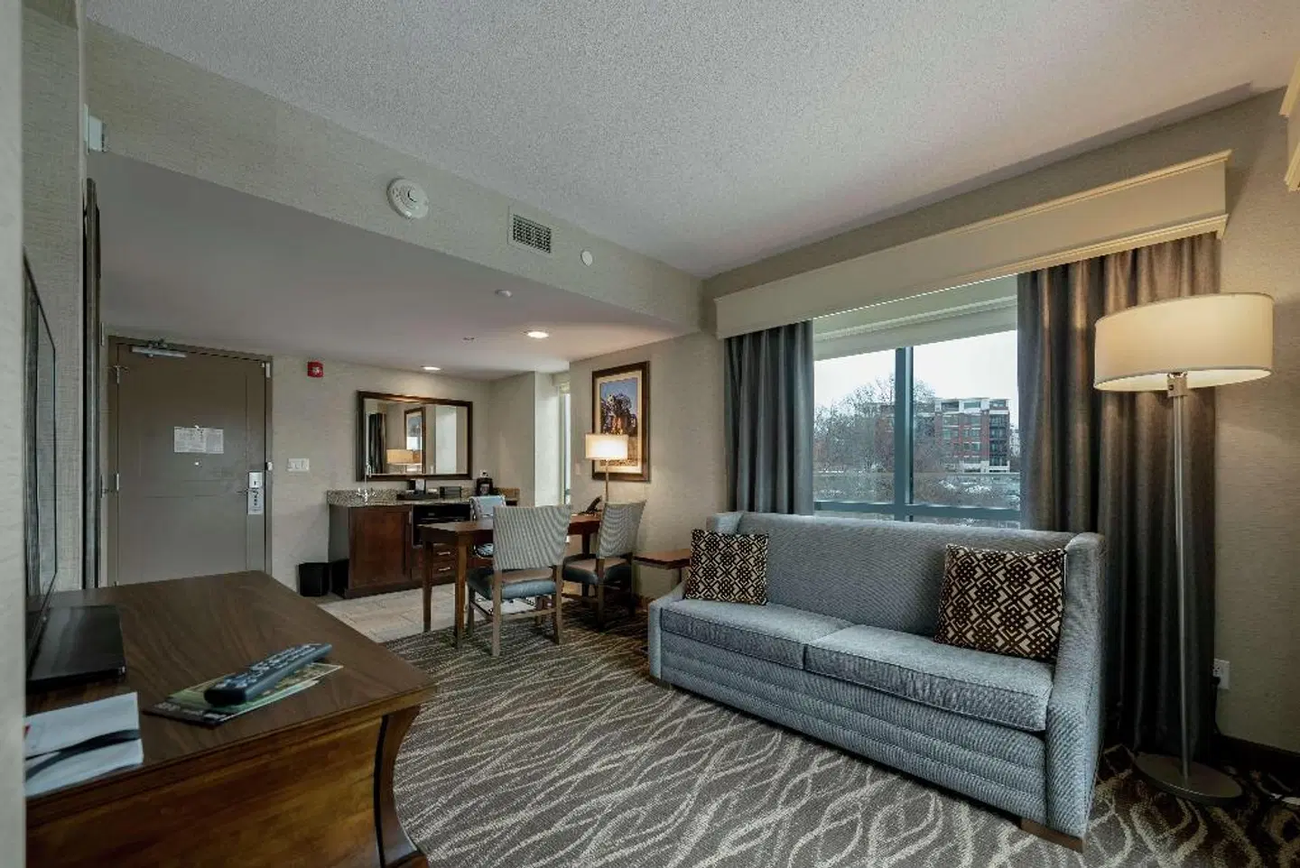 Embassy Suites by Hilton Saratoga Springs LOUNGE_LOBBY