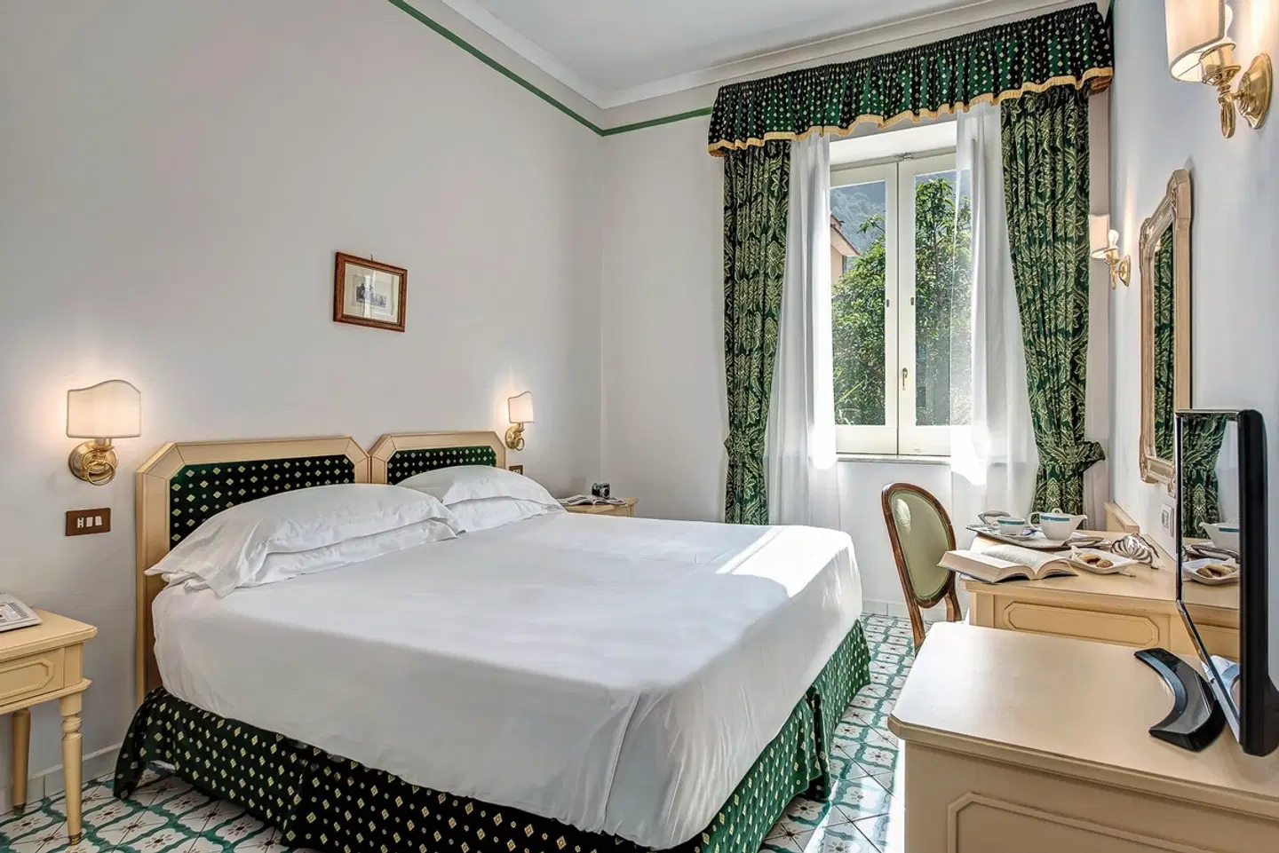 Imperial Tramontano ROOM_EXAMPLE