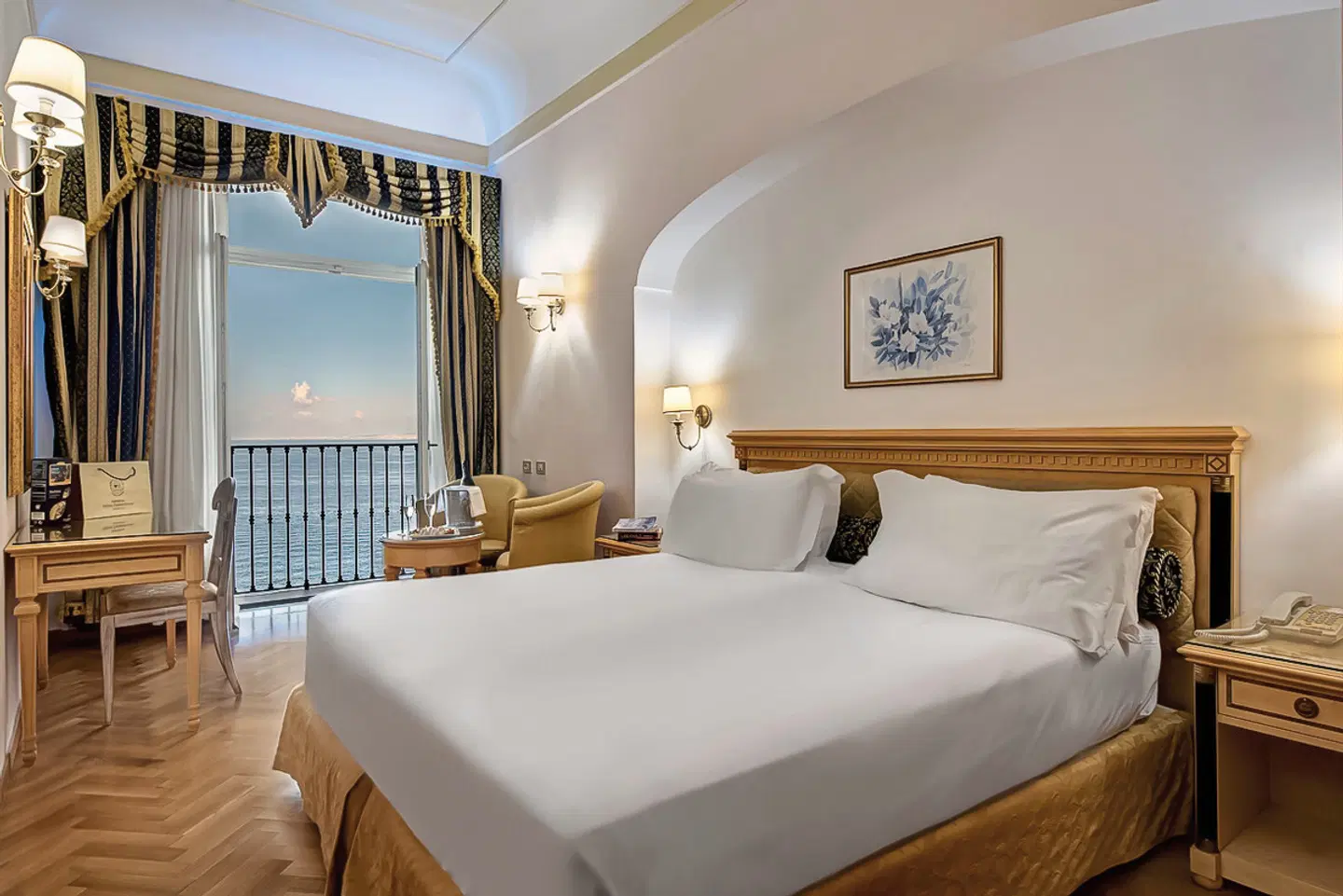 Imperial Tramontano ROOM_EXAMPLE