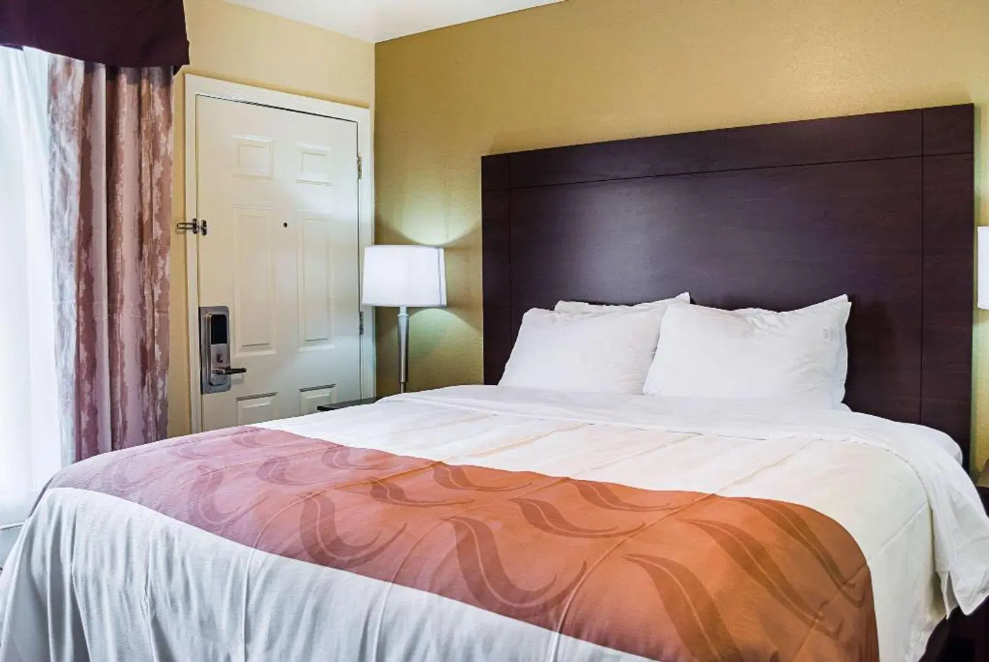 Quality Inn Vicksburg ROOM_EXAMPLE
