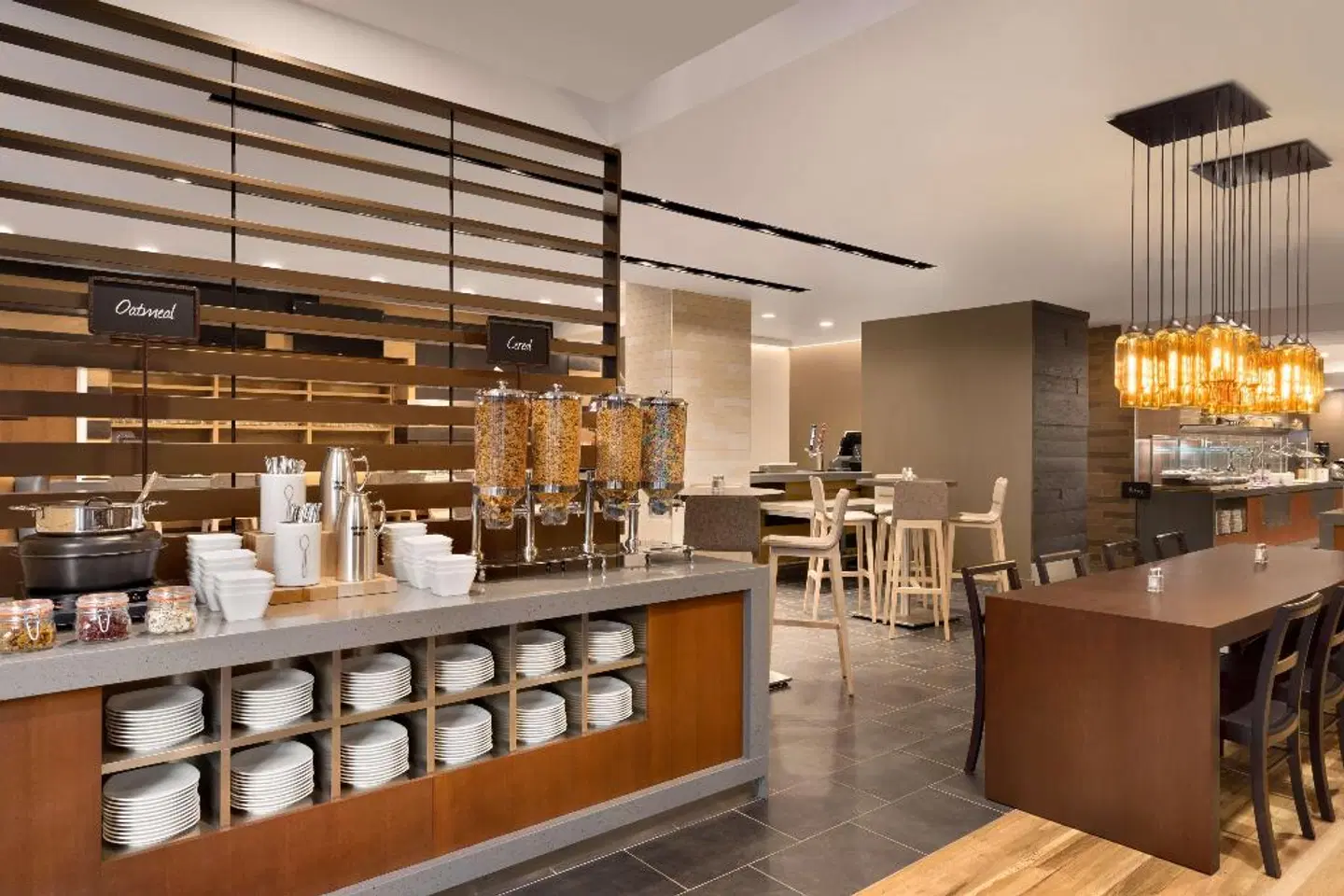 Embassy Suites by Hilton New York - Midtown Manhattan Bar