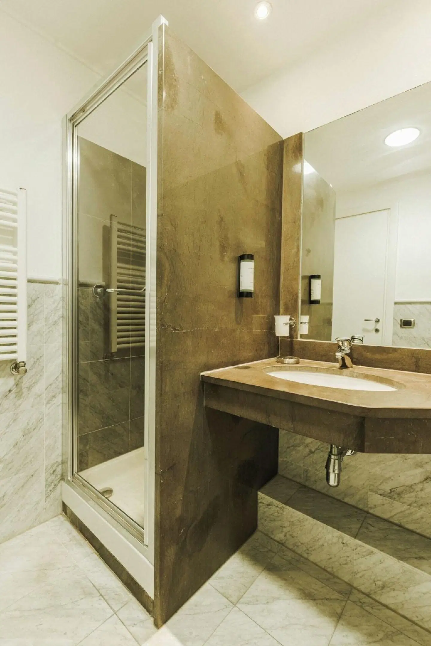 Carpi Badezimmer
