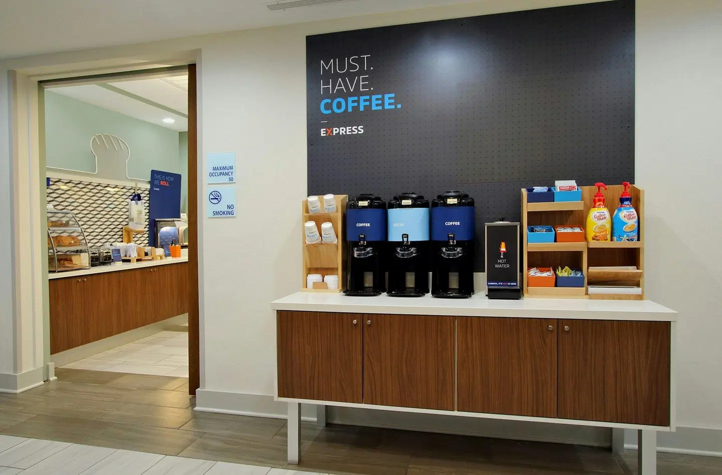Holiday Inn Express & Suites Oxford by IHG LOUNGE_LOBBY
