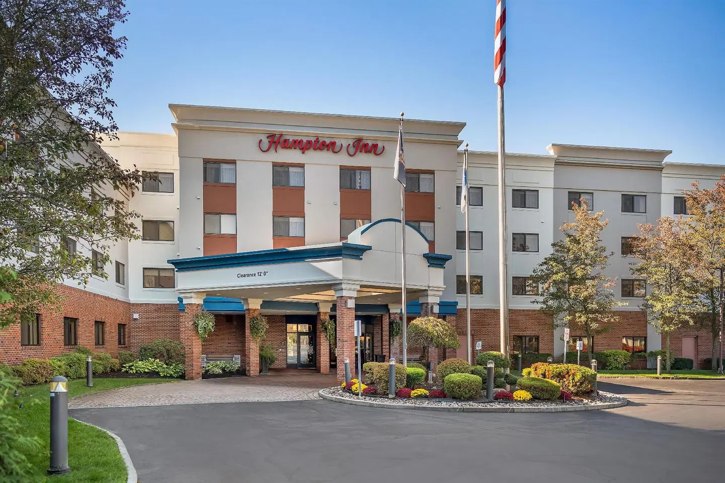 Hampton Inn Albany-Western Ave/University Area EXTERIOR